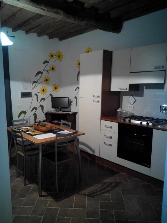 Certine Agriturismo Asciano Pokoj fotografie